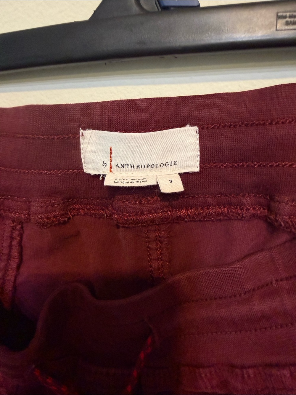 Anthropologie Women's Corduroy Jogger Pants in Burgundy - Picture 2 of 3